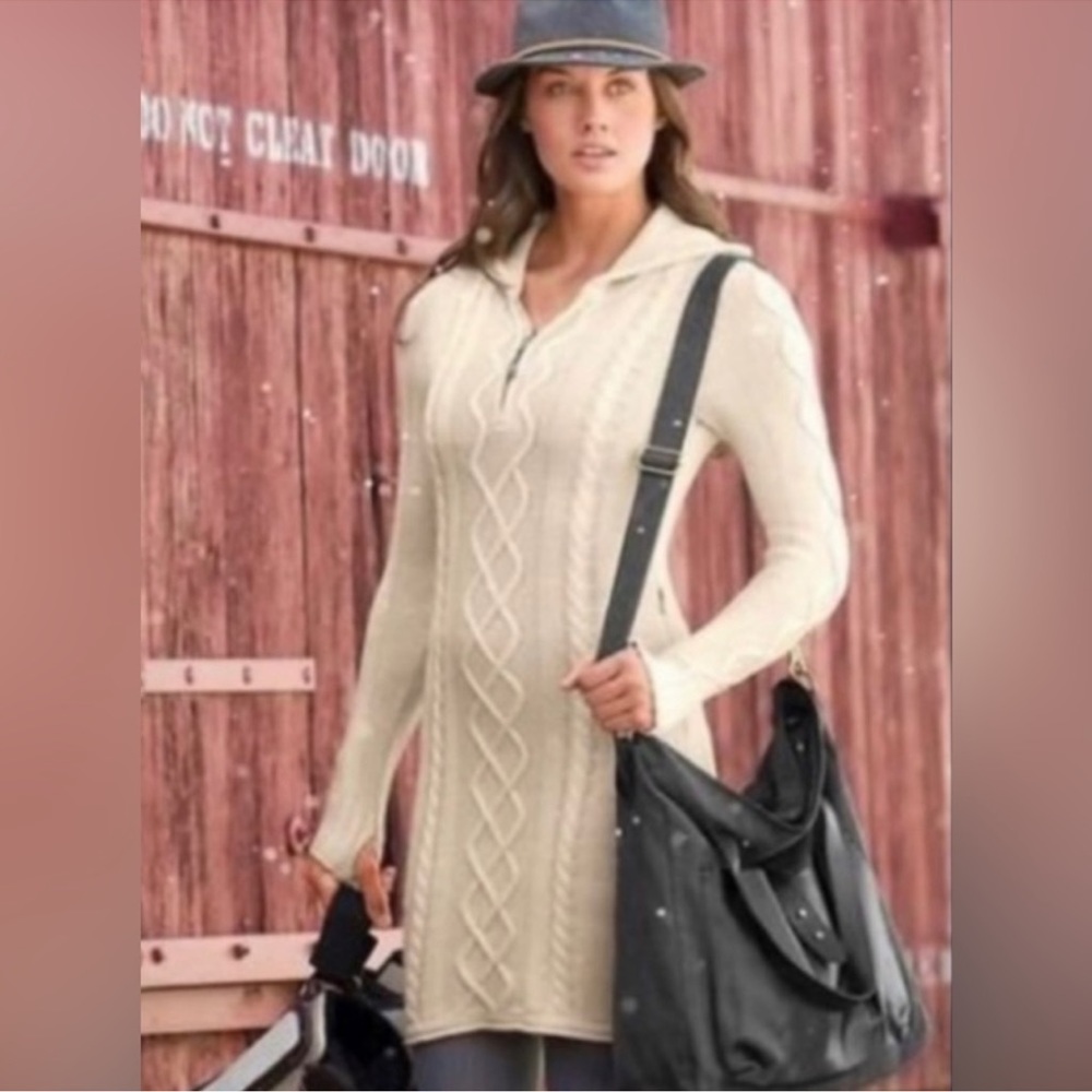 Athleta Hut to Hut Cable Knit Sweater Dress Sz Medium